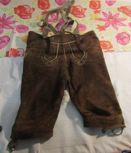 3 teil. Herren Trachten Lederhose halblang mit Hosenträger Gr.50/52 2 Hemden - Bild 1 von 17