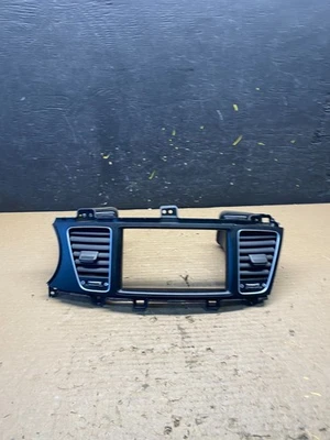Kia Cadenza 2014 2015 radio pantalla bisel moldura panel de ventilación OEM S3097 DG Foto 1 de 4