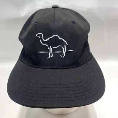 DE COLECCIÓN Camel Cigarettes Sombrero Negro Tobacco Company Gorra Ajustable Espalda a Presión Foto 1 de 4