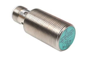 PEPPERL+FUCHS inductive sensor NBB8-18GM30-E3-V1, 87744 - Picture 1 of 4
