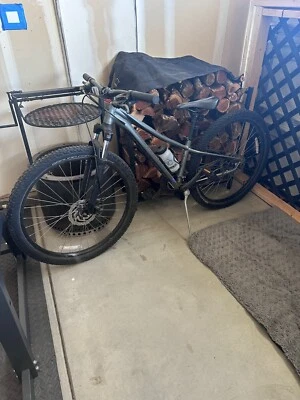 Bicicleta de montaña especializada - Bicicleta de montaña Specialized Pitch - Mujer - GunMetal Foto 1 de 4