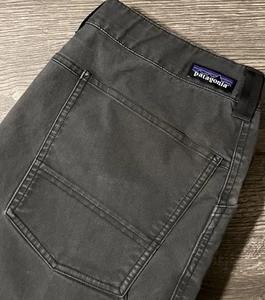 Patagonia Men’s Gritstone Rock Pants Industrial Green Size 33 (32x30) - Picture 1 of 16