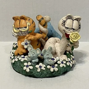 Danbury Mint Garfield Love In Bloom Figurine By Jim Davis 1993 Vintage 90s - Picture 1 of 7