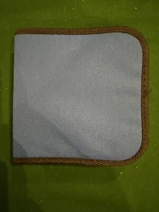 CD Case Holds 20 - Afbeelding 1 van 2