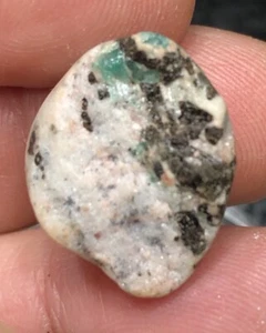 Polished Emerald & Black Tourmaline In Quartz Crabtree Mine Perfect For Wrapping - Picture 1 of 5