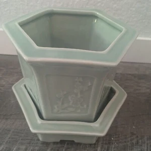 Chinese Green Celadon Glazed Porcelain Planter Pot Hexagon Flowers Bamboo 5.5" - Picture 1 of 13