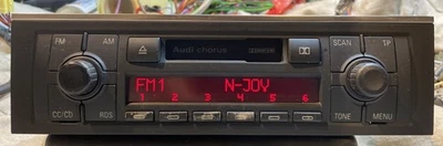 Grundig Audi A4 8E B6 Autoradio 8E0035152C + Code Geprüft Voll Funktionsfähig - Bild 1 von 4