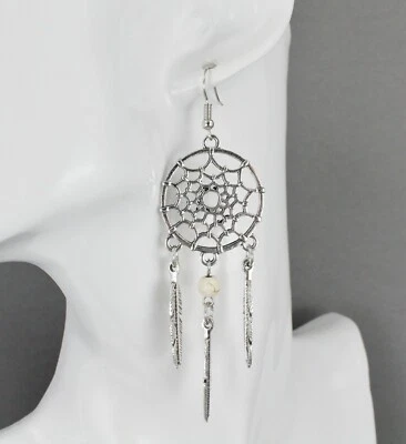 Pendientes atrapasueños de plata colgantes cuentas de plumas ligeras 3,5" de largo Foto 1 de 4