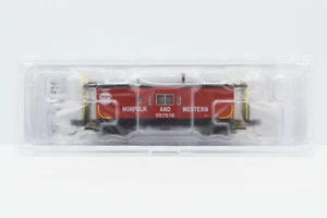 Bluford Shops N 43031 ICC Bay Window Caboose N&W BLU43031 - Bild 1 von 3