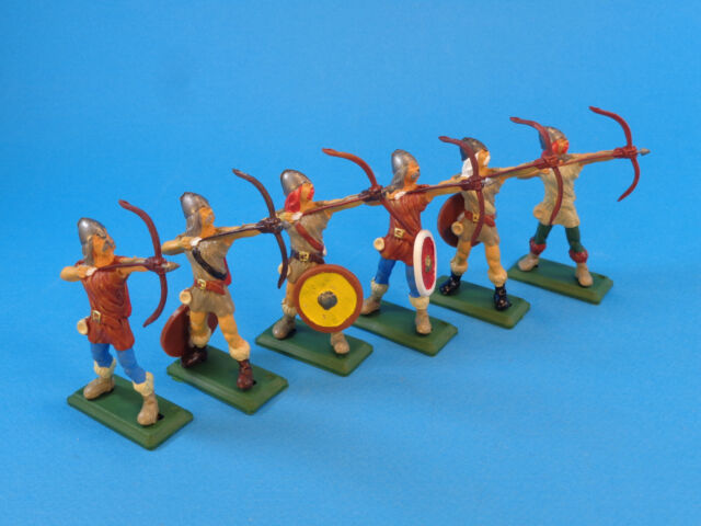 Miniatura de assentamento viking ao ar livre, pessoas fugurines