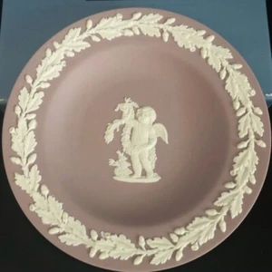Wedgwood Lilac Jasperware Cherub Cupid as Summer Trinket Pin Tray Dish - Picture 1 of 7