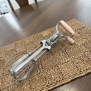 Vintage Flint Stainless Steel Hand Mixer Pink Handles Mid-Century Kitchen Gadget - Picture 1 of 11
