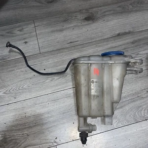 Audi A4 A5 B8 2.0 Diesel 2008-2012 Expansion Tank Coolant Reservoir 8k0121403g - Imagen 1 de 11