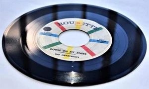 The Heartbeats Down On My Knees / I Found A Job 1958 Roulette 4054 45rpm VG/VG+ - Picture 1 of 1