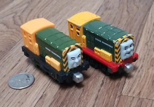 Thomas Take Along N Play Iron Arry & Bert Twins - Picture 1 of 5