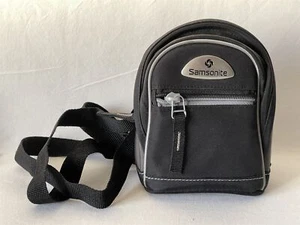 Vintage Canvas SAMSONITE Camera Bag With Zip Closures & Strap - Picture 1 of 9