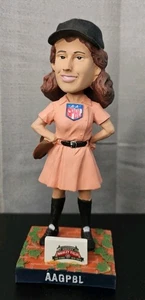 Wrigley Field 100 Chicago Cubs BOBBLEHEAD Serie AAGPBL Girls All-American 4/10 - Bild 1 von 14