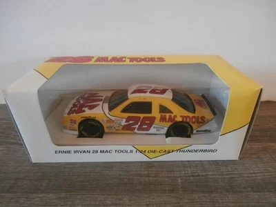 Coche diecast Revell 1994 escala 1:24 #28 Ernie Irvan Mac Tools Ford Thunderbird Foto 1 de 4