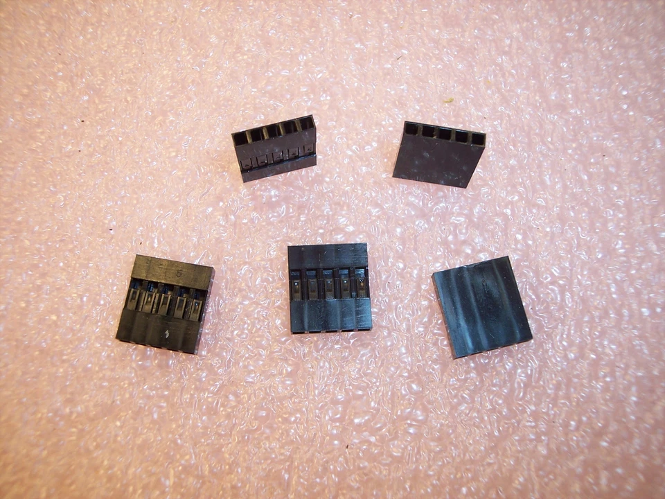 CANTIDAD (100) 5 POSICIONES MINI-PESTILLO CRIMPADO A CABLE CARCASA 2.54mm 65039-032 DUPONT Foto 1 de 2