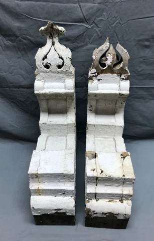 Pair Antique Shabby White Wood Corbel Roof Brackets Old VTG Chic 1581-22B Cover