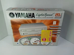 Yamaha Light Speed 2 CD-RW Recorder CRW2200IX - Picture 1 of 8