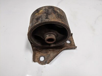 HYUNDAI TUCSON 2.0 CRDI ENGINE MOUNT #31 - Image 1 of 2