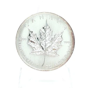 2006 Silver Canadian $5 Maple - Picture 1 of 2