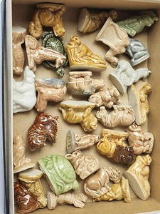 LOT of 30 Vintage English WADE Whimsies Figurines, Animals, Owl, Monkey, Bear - Picture 1 of 6