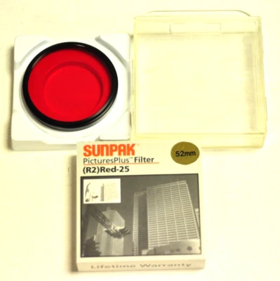 Sunpak 52mm (R2) Red-25 filter. New. - Image 1 of 4
