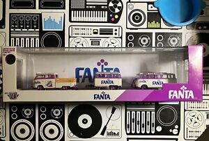 M2 Machines VW Fanta Grape 750 Limited Edition CHASE Bus Van Trailer CHASE CARS