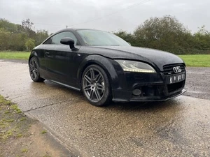 Breaking 2011 Audi TT Mk2 2.0TDI CFG 170 PS manuell DRL S Line schwarz LY9B - 1xBOLT - Bild 1 von 7