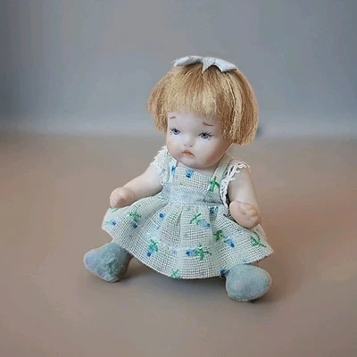 卓越复古瓷工匠微型娃娃屋关节婴儿 PAT MELVIN 出品 — 第 1/4 张图片