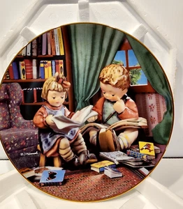 Danbury Mint M J Hummel Little Companions " Budding Scholars" plate - Picture 1 of 3