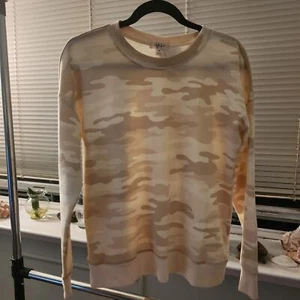 Style & Co Camo sweatshirt size extra small - Picture 1 of 4
