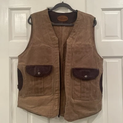 Chaleco Overland Oilskin Coronado de cuero y lona oculto bolsillo de transporte y funda Foto 1 de 4