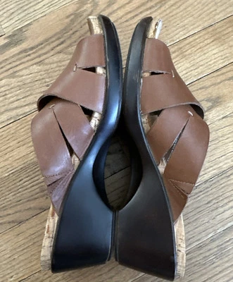 G.H. Bass & Co. MaryAnn 棕褐色楔形凉鞋 9.5 码 — 第 1/4 张图片