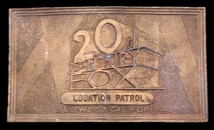 MH18155 VINTAGE 1970s **20TH CENTURY FOX LOCATION PATROL** MOVIE SOUVENIR BUCKLE - Picture 1 of 2