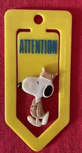 Peanuts SNOOPY Big Paper Clip Yellow 6" Hong Kong United Feature Syndicate Vtg - Picture 1 of 4