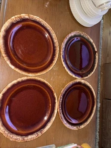 Vintage Set Of 4 Hull Pottery USA Brown Drip 9 1/2" Plates - Picture 1 of 15