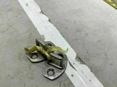 JUEGO DE 2 PLACAS DE BLOQUEO DE PUERTA HATCHBACK AUDI A3 2006-2013 DE FÁBRICA Foto 1 de 4