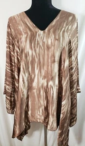Top estilo poncho de talla grande, marrón / crema, cuello en V, tamaño 3X-4X, hecho a mano - Imagen 1 de 1