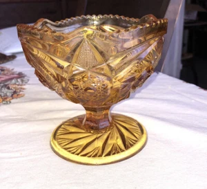Vintage Imperial Glass Ohio Mogul Variant Ruffled Footed Compote Candy Dish - Picture 1 of 4