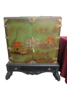 Cabinet, Chinoiserie Style, Green, Asian Decorated Cabinet, Vintage - Picture 1 of 6