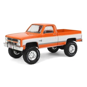 1/64 1986 Chevrolet Silverado 4x4 Truck, Midwest Diecast Greenlight 51528 - Picture 1 of 5