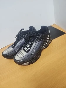 Taglia 11 - Nike Air Max Plus 3 Nero Bianco - Foto 1 di 10