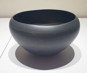 Vase By Rina Menardi (V13) - Picture 1 of 4