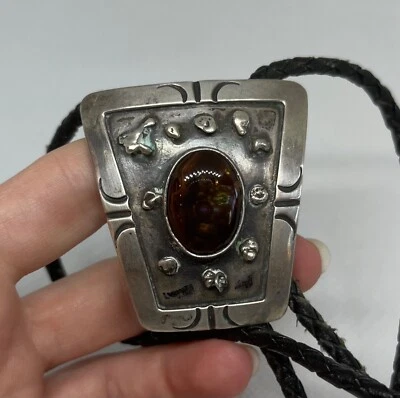 Vintage Sterling Silver and Fire Agate Bolo Tie W/ Silver Tips and Leather Cord - Изображение 1 из 4