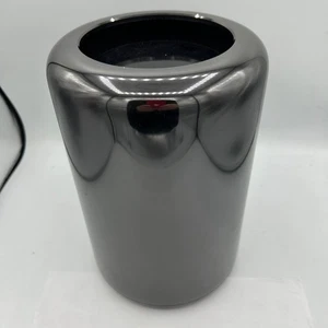 Apple Mac Pro A1481 Late 2013 Xeon Quad Core E5 3.7GHz 12GB 1TB SSD FirePro D300 - Afbeelding 1 van 5