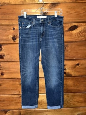 Signature By Levi Strauss Women Stretch Mid Rise Slim Boyfriend Jeans 8 29x23 - Image 1 of 4
