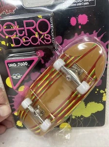 RETRO DECKS IMG-7600 Santa Monica Airlines Finger Skateboard - Foto 1 di 4
